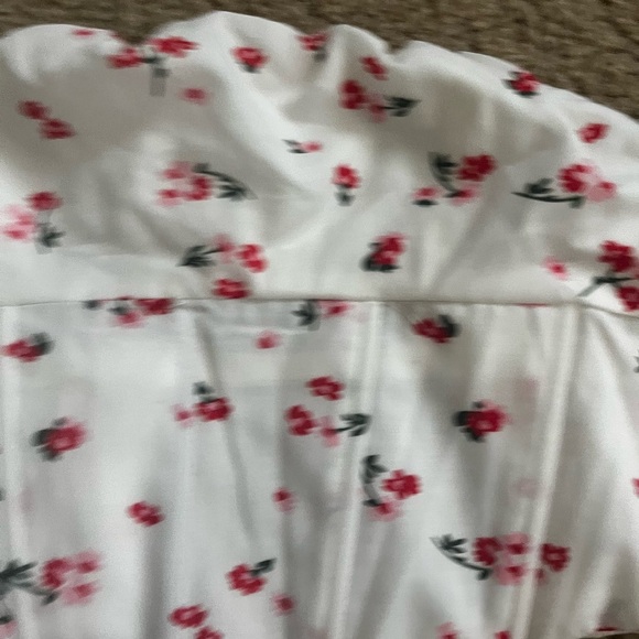 Princess Polly Corset top - Picture 3 of 9